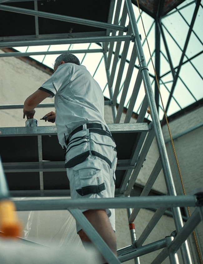 Bílé pracovní kraťasy Dassy Axis Painter