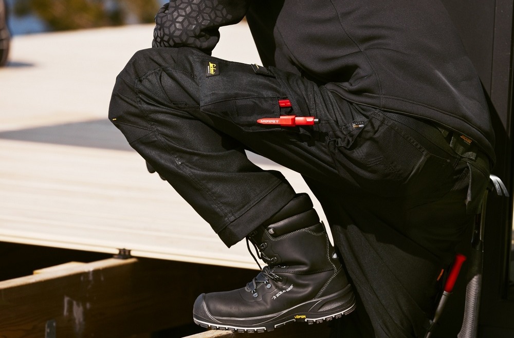 Ochranné a pracovní oděvy - jaký je mezi nimi rozdíl?