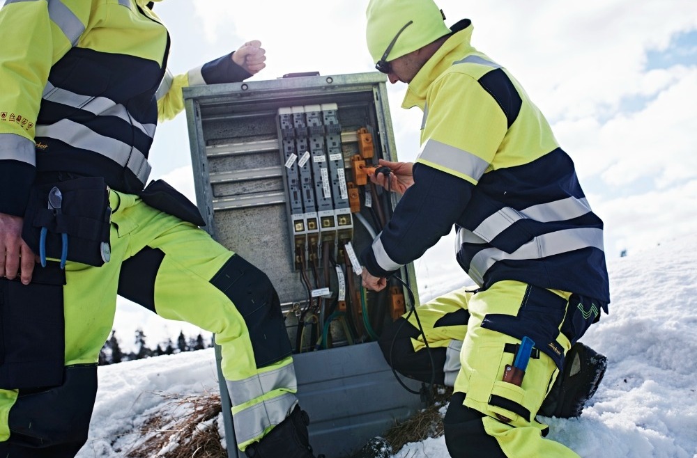 Normy, tj. požadavky na výstražné oděvy